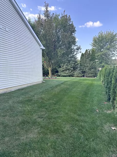 1160 Stonegate Rd, Algonquin, IL 60102 photo 9