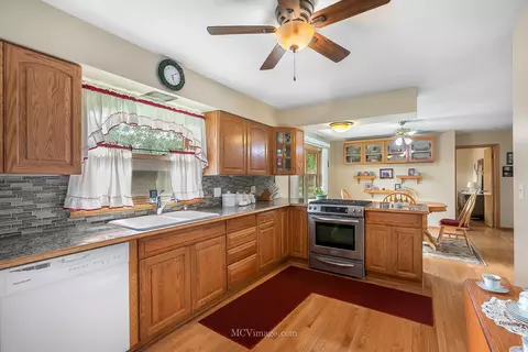 819 Read St, Lockport, IL 60441 photo 9