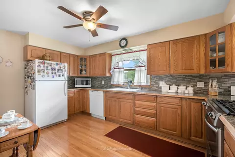 819 Read St, Lockport, IL 60441 photo 10