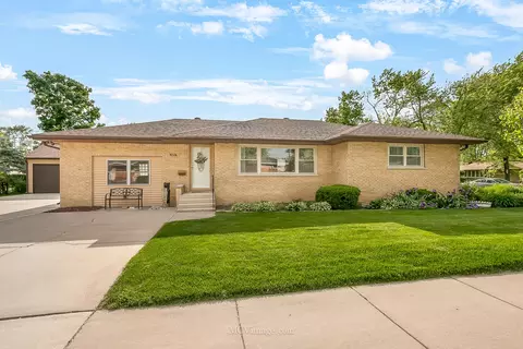 819 Read St, Lockport, IL 60441