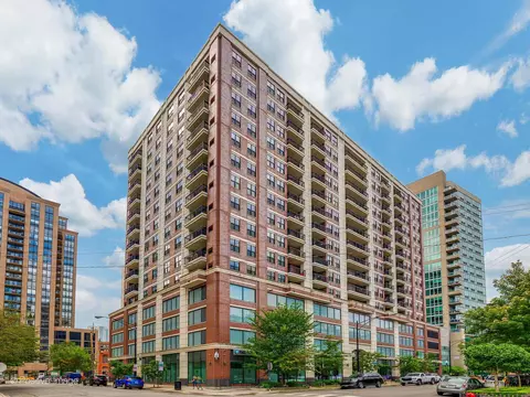 451 W Huron St #501, Chicago, IL 60654