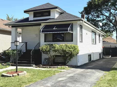 1925 S 4th Ave, Maywood, IL 60153