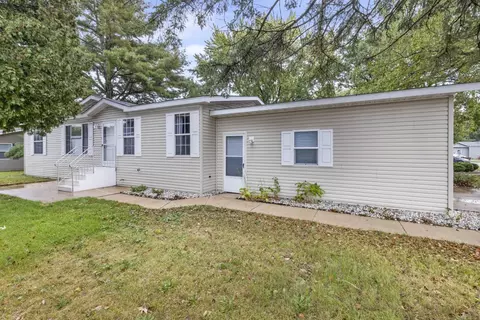 406 Spruce Dr, Belvidere, IL 61008