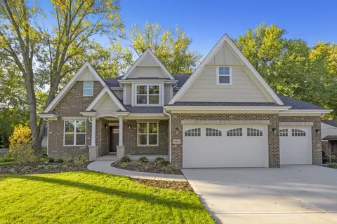 9887 W 145th St, Orland Park, IL 60462