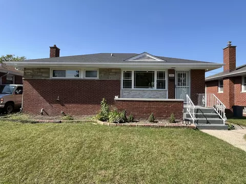 358 Clyde Ave, Calumet City, IL 60409