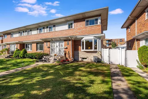 428 Oak St, Des Plaines, IL 60016