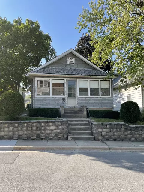715 N Center St, Joliet, IL 60435