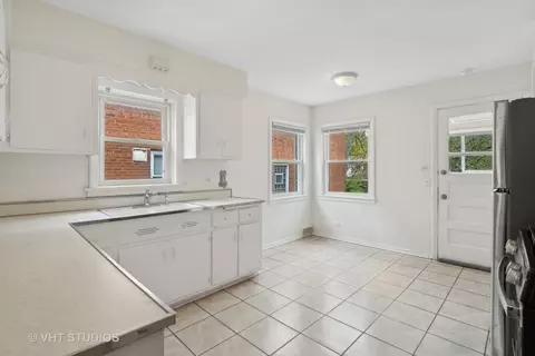 413 Custer Ave, Evanston, IL 60202 photo 17
