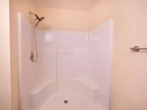 981 Constance Ln #E, Sycamore, IL 60178 photo 18
