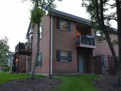 1312 Mc Dowell Rd #202, Naperville, IL 60563