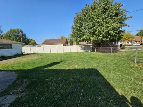 Exterior - 424 E Drake Ave, Addison, IL 60101 photo 6 of 6