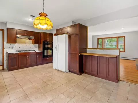 Kitchen - 105 Gladys Ave, Fox River Grove, IL 60021 photo 1 of 3