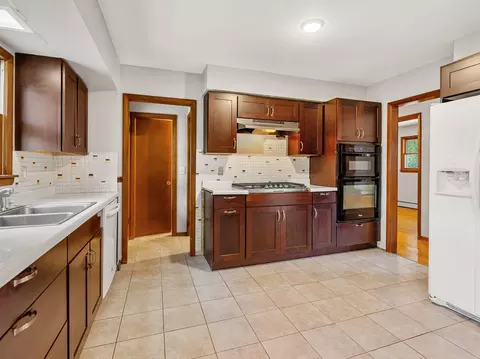 Kitchen - 105 Gladys Ave, Fox River Grove, IL 60021 photo 2 of 3