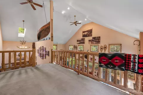 Entry Way - 208 Blackhawk Trl, Algonquin, IL 60102 photo 4 of 5