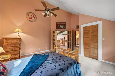 Bedroom - 208 Blackhawk Trl, Algonquin, IL 60102 photo 3 of 3