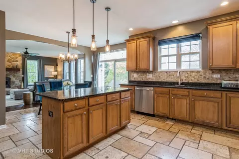 Kitchen - 26109 Mapleview Dr, Plainfield, IL 60585 photo 2 of 2