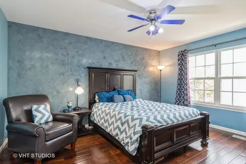 Bedroom - 26109 Mapleview Dr, Plainfield, IL 60585 photo 2 of 3