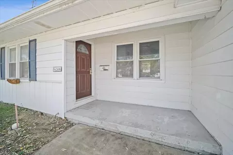 Exterior - 120 Conley Cir, Bloomington, IL 61701 photo 1 of 5