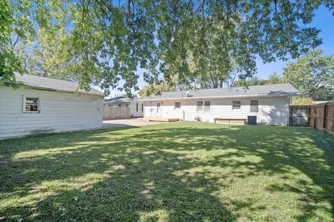 Exterior - 120 Conley Cir, Bloomington, IL 61701 photo 5 of 5