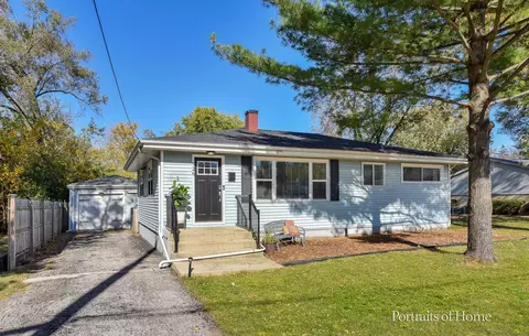 526 E Maple St, Lombard, IL 60148 photo 2