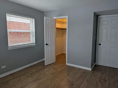 1250 E Washington St #8, Des Plaines, IL 60016 photo 10