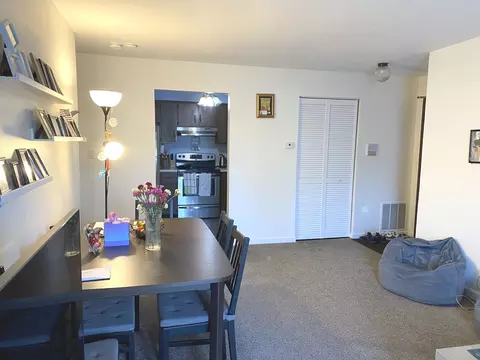 Dining - 709 W Central Rd #A3, Mount Prospect, IL 60056 photo 1 of 1