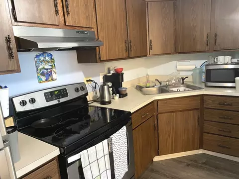 Kitchen - 709 W Central Rd #A3, Mount Prospect, IL 60056 photo 5 of 5