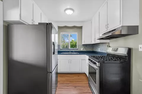 Kitchen - 1106 Maplepark Dr, Champaign, IL 61821 photo 1 of 5