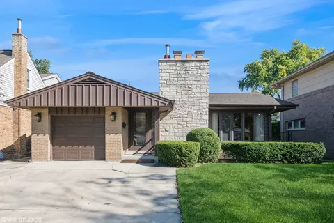 229 N Hamlin Ave, Park Ridge, IL 60068