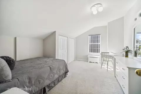 1355 Beacon Ln, Bartlett, IL 60103 photo 14