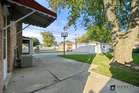 2605 S 13th Ave, Broadview, IL 60155 photo 26