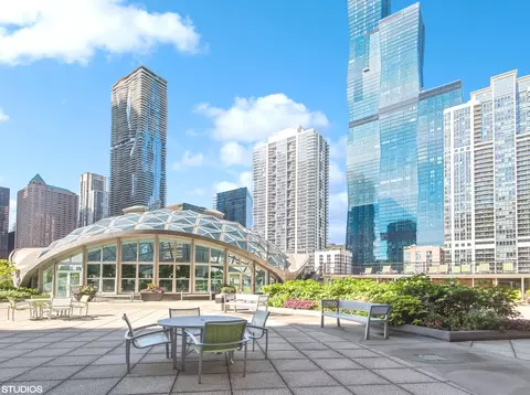 Exterior - 400 E Randolph St #3102, Chicago, IL 60601 photo 2 of 4