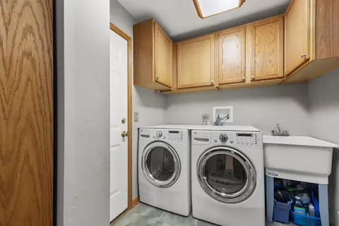 Other - 33 Forestview Ln, Aurora, IL 60502 photo 3 of 6