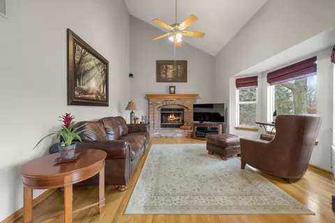Other - 33 Forestview Ln, Aurora, IL 60502 photo 1 of 6