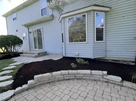 Exterior - 33 Forestview Ln, Aurora, IL 60502 photo 5 of 5