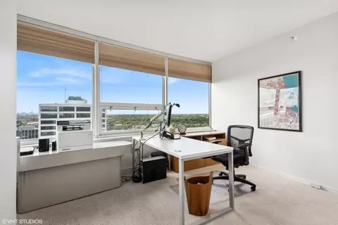 807 Davis St #2004, Evanston, IL 60201 photo 12