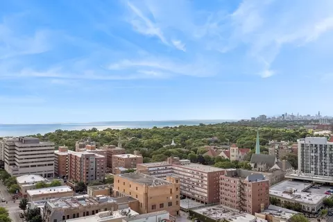 807 Davis St #2004, Evanston, IL 60201 photo 14
