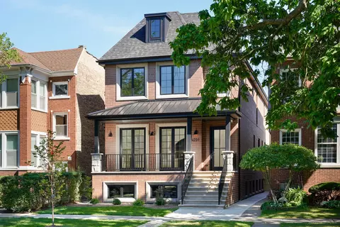 4231 N Wolcott Ave, Chicago, IL 60613