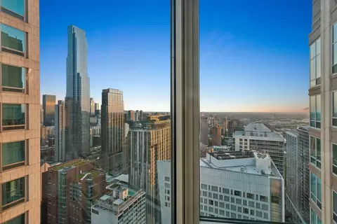 View/Area - 57 E Delaware Pl #PH4001, Chicago, IL 60611 photo 2 of 5