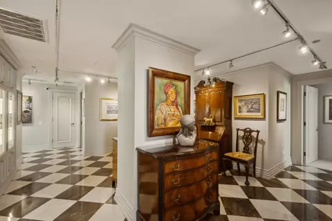 Entry Way - 57 E Delaware Pl #PH4001, Chicago, IL 60611 photo 1 of 2