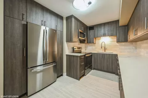 Kitchen - 200 E Delaware Pl #9E, Chicago, IL 60611 photo 1 of 1