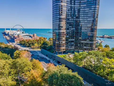 505 N Lake Shore Dr #2909, Chicago, IL 60611