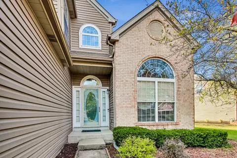 238 Butler Dr, Bartlett, IL 60103 photo 4