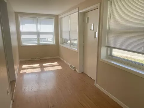 Living - 1315 Pulaski St, Peru, IL 61354 photo 1 of 2