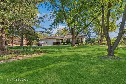 3 S073 Mulberry Ln, Glen Ellyn, IL 60137