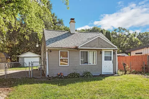 3324 Parkside Ave, Rockford, IL 61101
