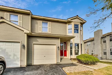 17590 W Horseshoe Ln, Gurnee, IL 60031