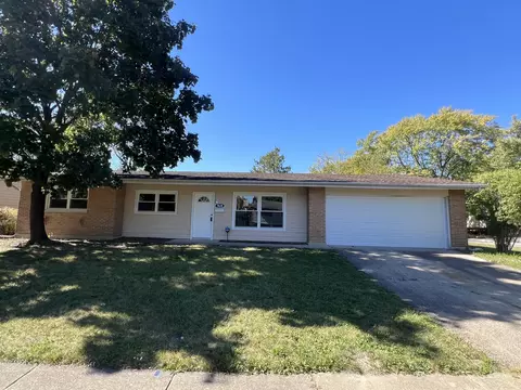 7634 Churchill Dr, Hanover Park, IL 60133