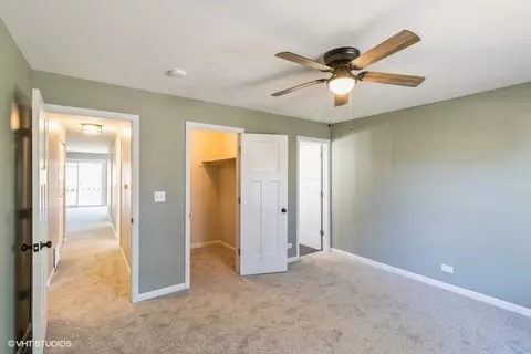 Bedroom - 2860 Northampton Dr #B2, Rolling Meadows, IL 60008 photo 2 of 3