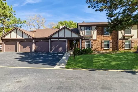 Exterior - 2860 Northampton Dr #B2, Rolling Meadows, IL 60008 photo 3 of 3